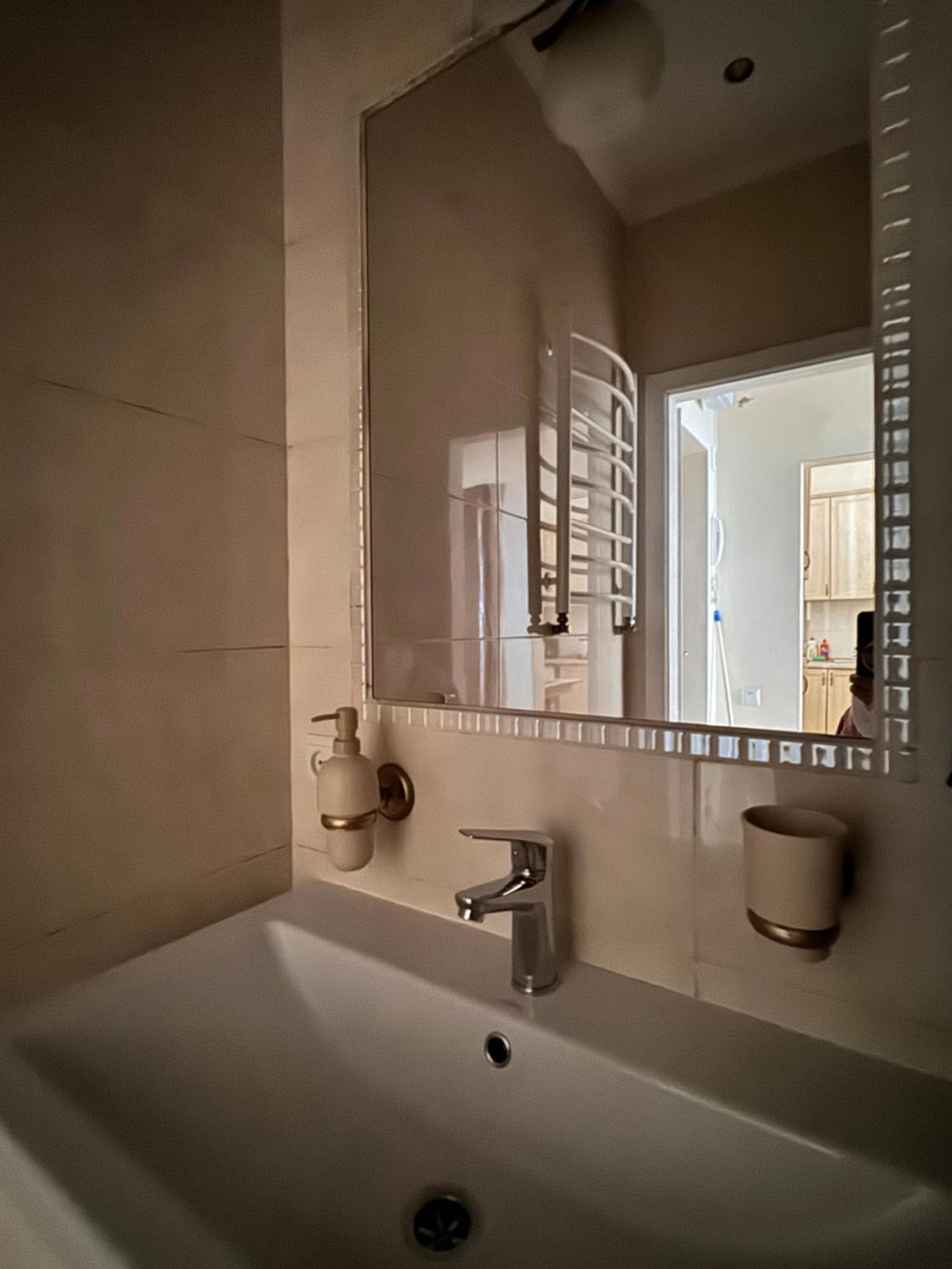 Apartamenty Kulisha 25 リヴィウ エクステリア 写真